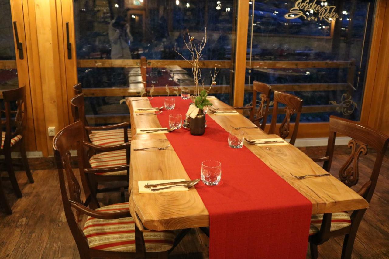 Gorska Reka Guesthouse 즈코르녜즈레쎄 외부 사진